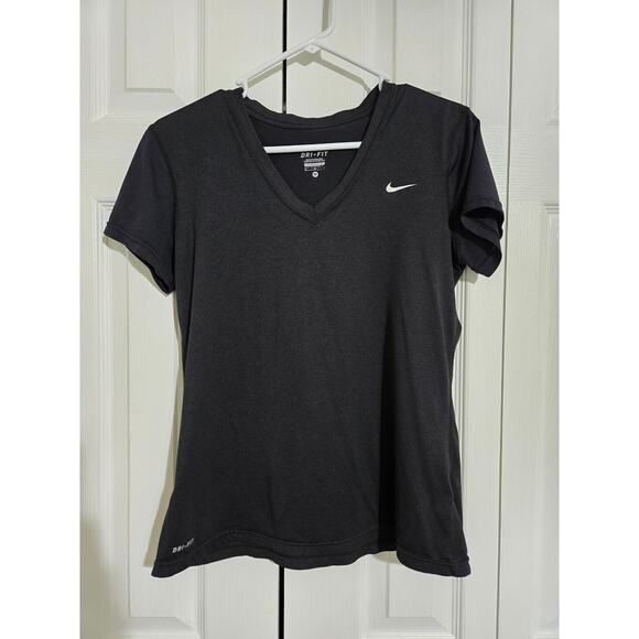 Nike medium women's black vneck dri-fit athletic tshirt - Picture 1 of 9